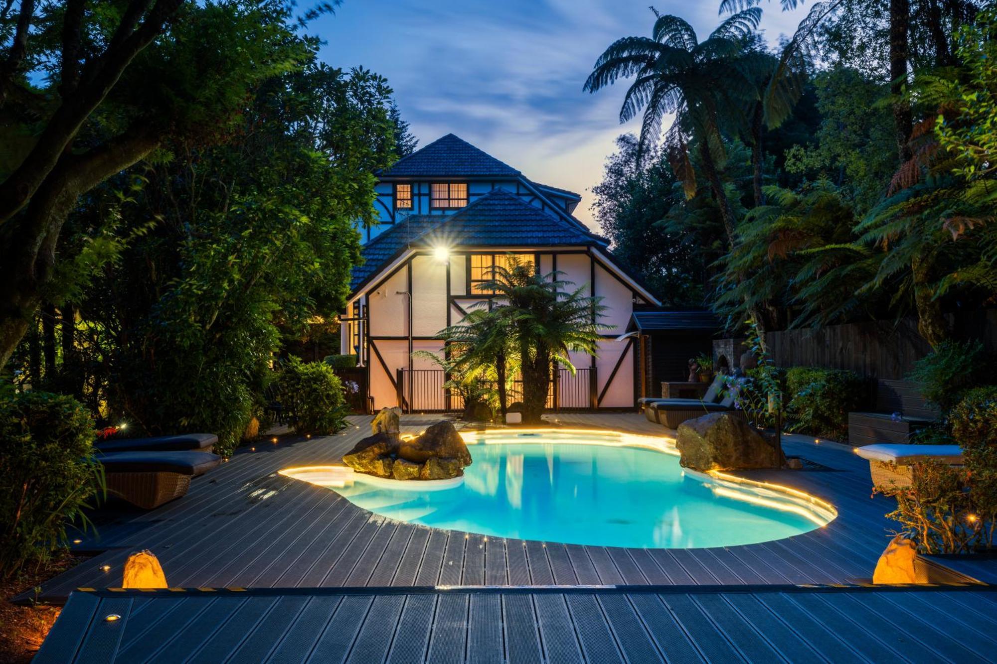 Hana Lodge Rotorua Buitenkant foto